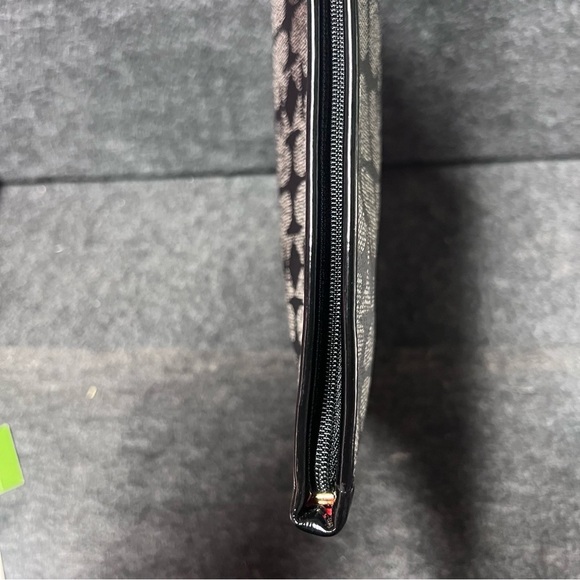 KATE SPADE Adrianne Pebbled Ace of Spades Universal Tablet Sleeve WLRU1241 Black - Picture 11 of 16